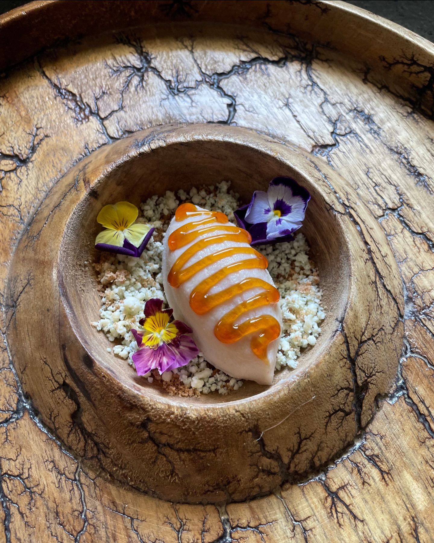 Brown butter rusk crumble, date molasses crème caramel ice cream, burnt orange, citrus zest ice, blue cheese snow, candied crab apple.

To reserve, email us for available dates at bookings@indulgethyself.co

#indulgethyself #dessertcourse #modernpastry #dateandcaramel #finediningjeddah chefstablejeddah plateddessert